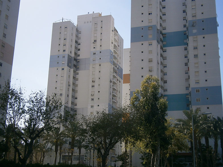 Kiryat Motzkin. Yigal Alon street